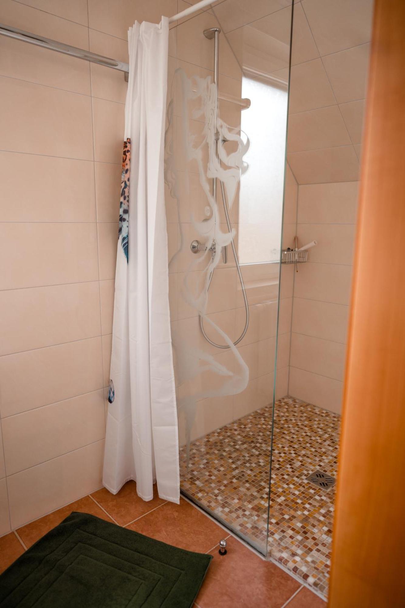 Urlaub Fuer Mensch Und Tier - Appartements Pirkhof Pörtschach am Wörthersee 외부 사진